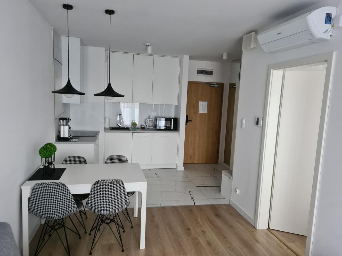 Apartamenty Kasprowicza 20A Klimatyzacja Basen Fintess Sauny Parking Bawialnia Zmywarkataras Wysoki Standard W Pelni Wyposazony Колобжег Екстериор снимка